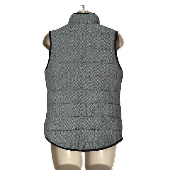 A New Day Women's Black and White Herringbone Puffer Vest Quilted Size XS - Picture 4 of 10